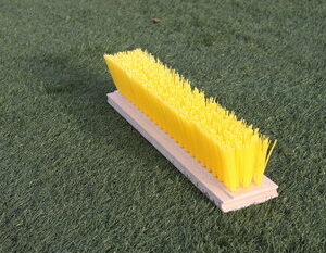 Zijn de borstels van uw baanveger aan vervanging toe? Onze vervangingsbezems zorgen ervoor dat uw baanveger weer optimaal presteert.