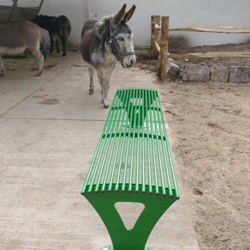 Parkbank Athene 45 Parkbank Athene, elegant en zeer duurzaam.