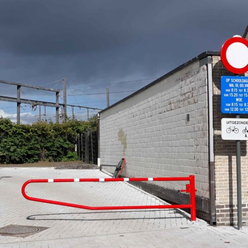 Draaipoort ZS 18 Onze draaipoort 3.5 meter zonder eindsteun.