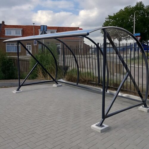 Fietsoverkapping BF1000 - AANBIEDING 61 Fietsoverkapping BF1000 lengte 4 meter. Ideaal voor 10 fietsen. Voordelig droog fietsparkeren op zijn mooist.