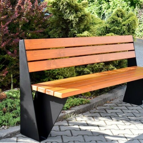 Kies voor de parkbank Soma als u op zoek bent naar een sterke, onderhoudsvriendelijke én stijlvolle zitoplossing die jarenlang meegaat
