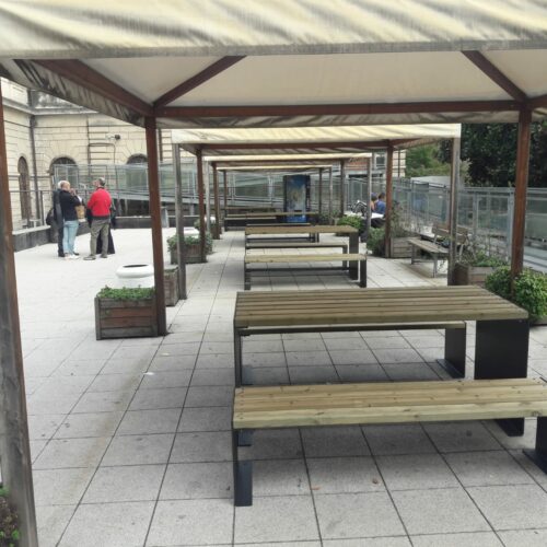 Een ideale picknicktafel, picknickset voor horeca, scholen, campings en andere semi- openbare ruimtes