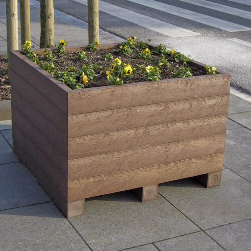 Plantenbak Rotterdam in het bruin.