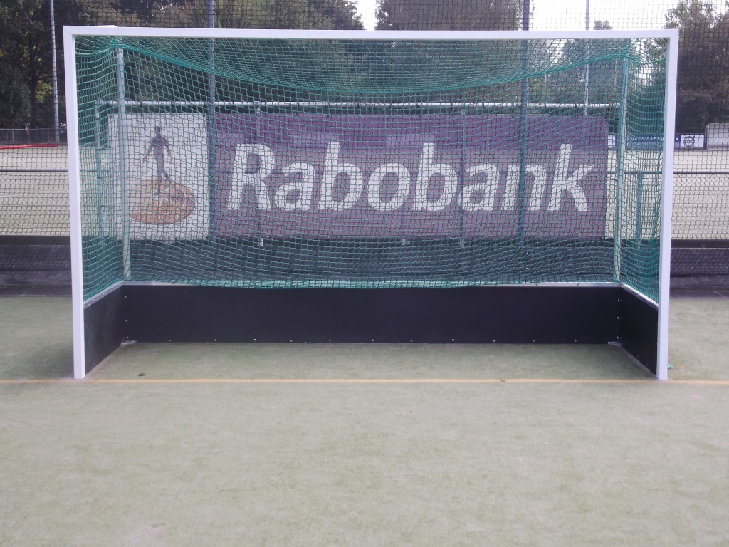 achter- zijschotten hockeydoelen 2 Losse rubberen achter- en zijchotten voor onze professionele hockeydoelen