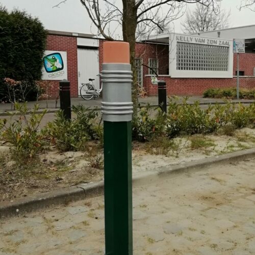 Parkeerpaal Potloodmodel 32 De leukste afzetpalen - antiparkeerpalen van Nederland