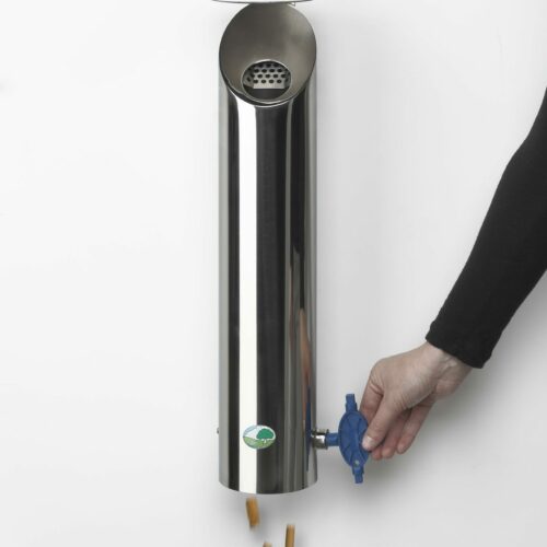 Asbak voor rokersruimte. Model H53. Wandmodel asbak van rvs, eenvoudig te legen