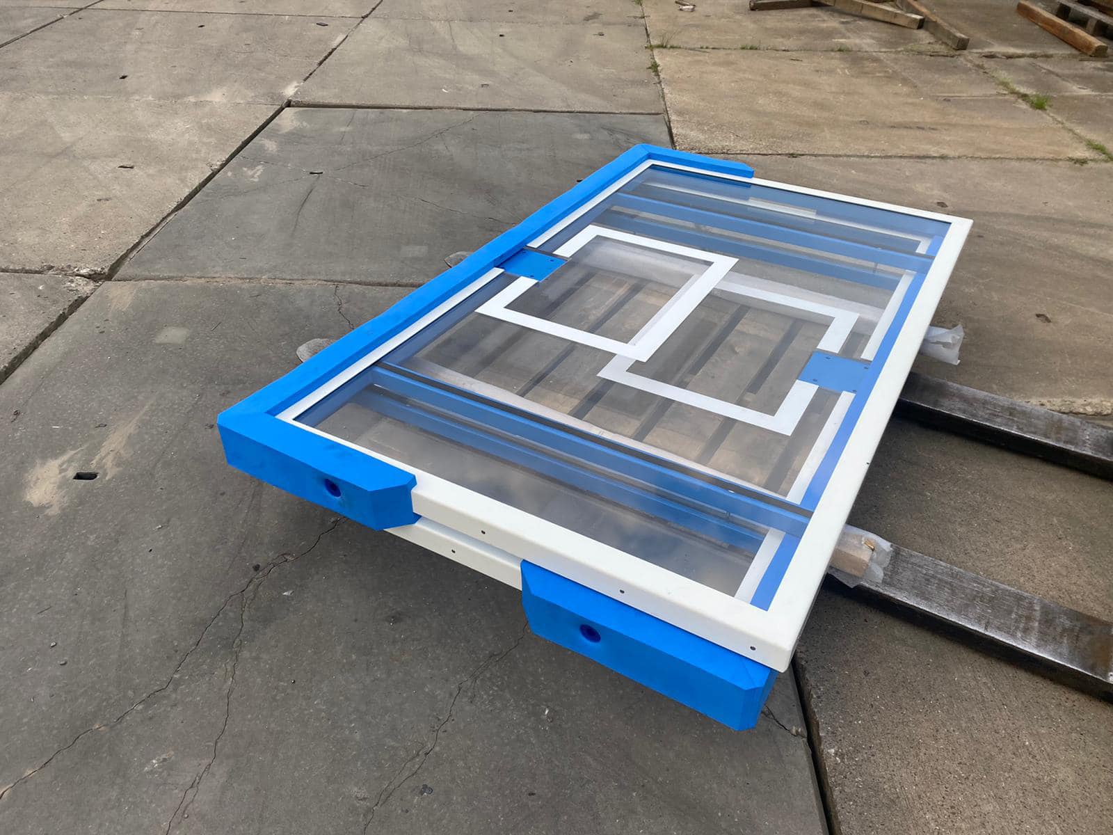 Basketbalbord Profi compleet 11 Wedstrijdformaat basketbalbord, Nederlands fabricaat!