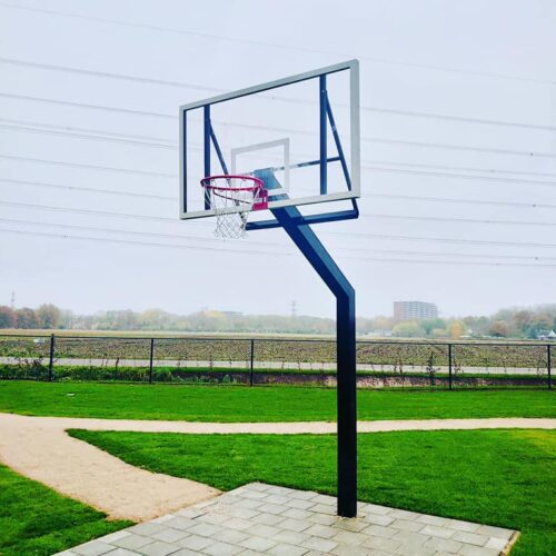 Basketbalpaal PROFI-outdoor 101 basketbalpaal Profi, Nederlands fabricaat en een aanwinst voor ieder plein