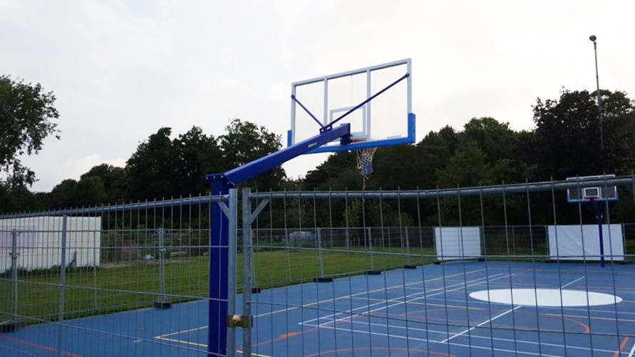 Basketbalpaal PROFI-outdoor 13 Basketbalpalen PROFI. De meest professionele basketbalpaal voor buiten!