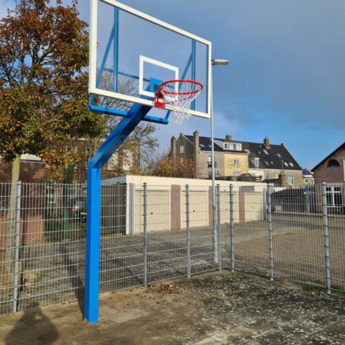 Basketbalpaal PROFI-outdoor 106 Deze basketbalpalen zijn 100% Nederlands fabricaat en in bijna iedere ral kleur leverbaar.