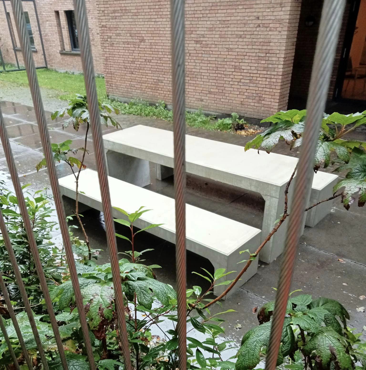 Picknicktafel Dion 4 Picknicksets - picknicktafels en banken van beton, de ultieme duurzaamheid.