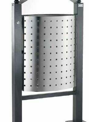 Buiten afvalbak model Genova 10 Buitenfvalbak Genova, bijzonder fraai Italiaans design. Deze afvalbakken zijn ook met geïntegreerde asbak leverbaar en in in een rvs uitvoering.