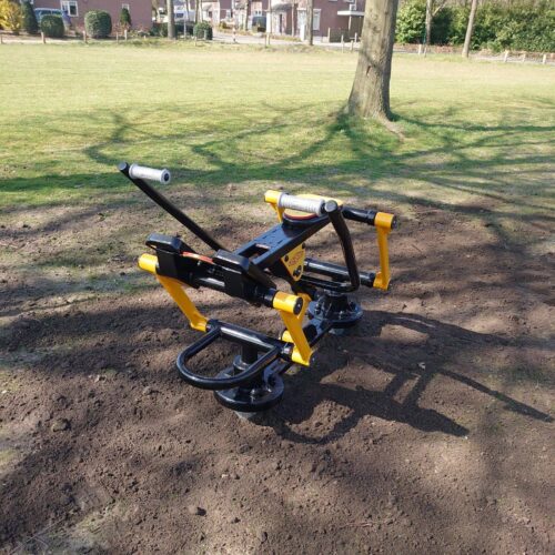 Outdoor roeitrainer 14 Ervaar de kracht van FZL’s buiten fitnesstoestellen uit het topsegment, perfect voor intensieve buitenworkouts.