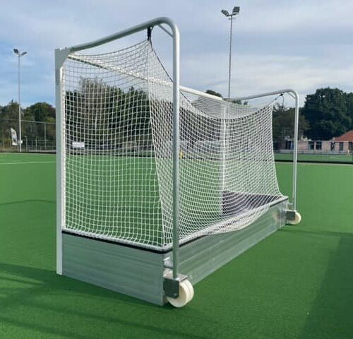 Hockeydoel Superior 42 Hockeydoel Superior in de uitvoering met onze dubbele soepellopende transportwielen. Hockeydoelen kopen? Misschien is hockeydoel model Superior dan wel de beste keuze!