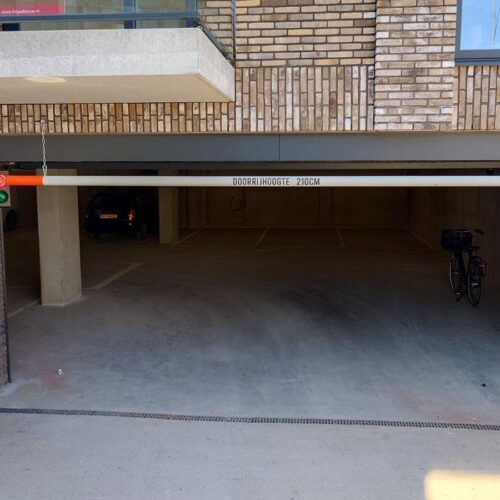 Barrière aanrijdbalk 12 U kiest, wij produceren. Uw hoogtebalk op maat.