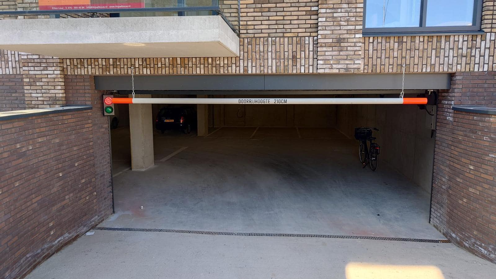 Barrière aanrijdbalk 5 U kiest, wij produceren. Uw hoogtebalk op maat.