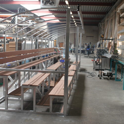 Tribune Sienna 25 Door en door gelast en geproduceerd en gecontroleerd door vakmensen.