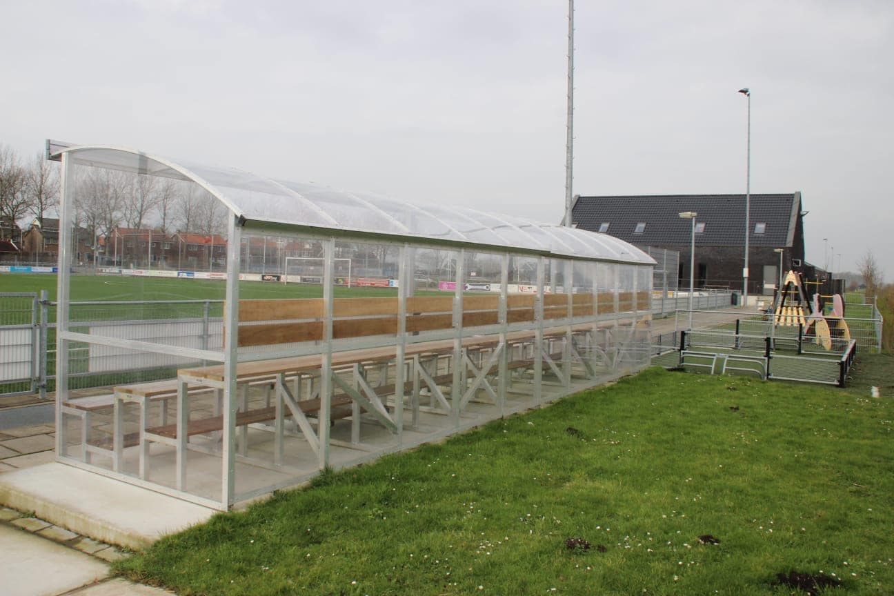 Tribune Sienna 2 De achterzijde van deze hoogwaardig afgewerkte mini tribune.