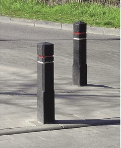 Diamantkoppalen. Kunststof afzetpalen. Totale lengte 1400 mm. DE klassieker in het straatbeeld.