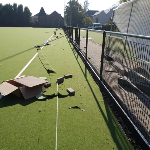Slagplank Rubber granulaat Hockey 40 Montage in Vlaanderen, de rubberen slagplanken van SKWshop. Veilig, schokabsorberend en geluiddempend