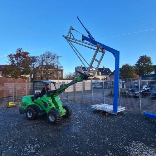 Basketbalpaal PROFI-outdoor 107 Basketbalpaal Profi, ook de montage kunnen wij natuurlijk voor u verzorgen