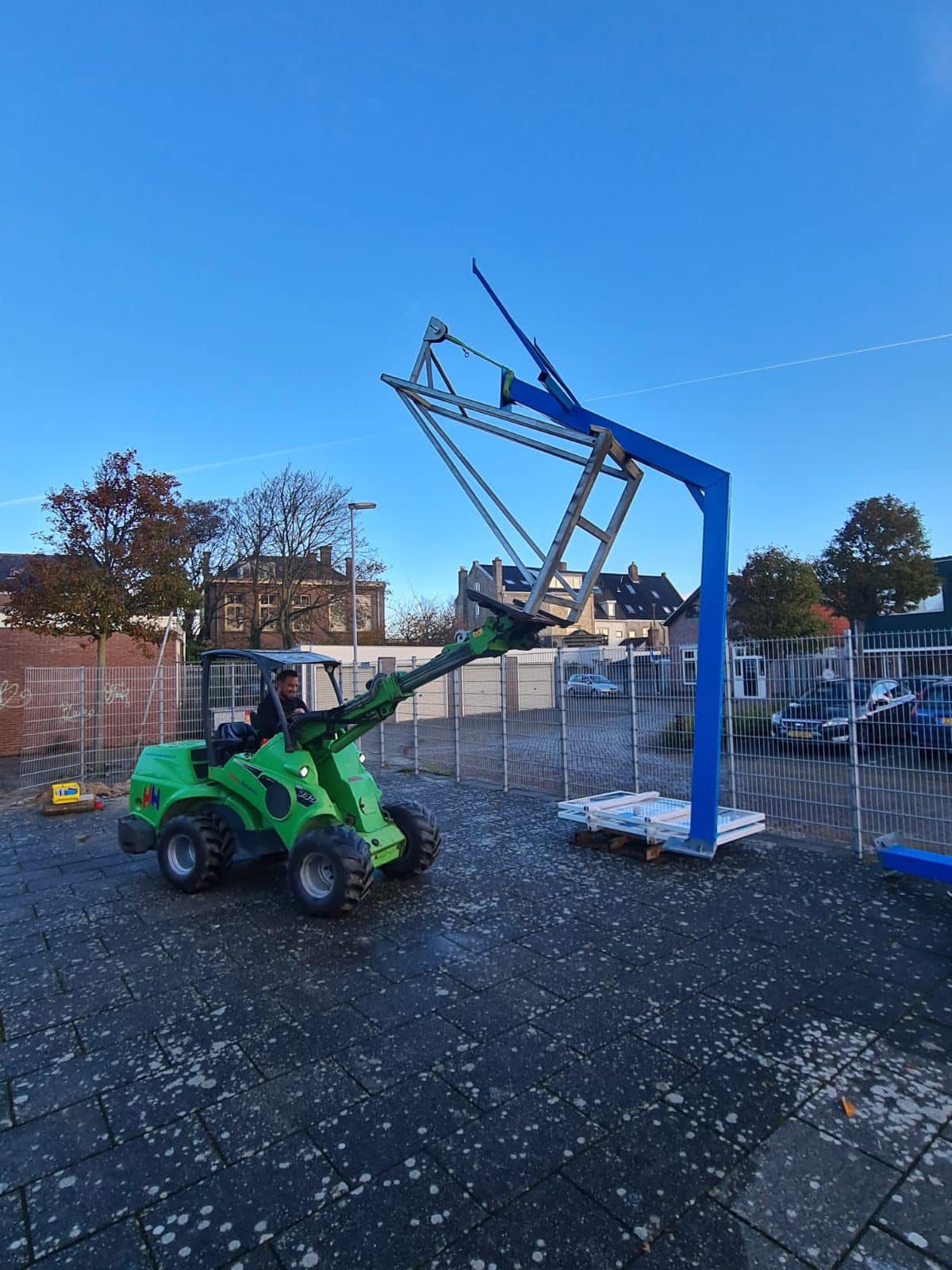 Basketbalpaal PROFI-outdoor 49 Basketbalpaal Profi, ook de montage kunnen wij natuurlijk voor u verzorgen