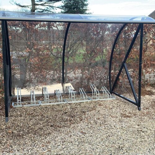 Fietsoverkapping BF1000 - AANBIEDING 82 De BF1000 fietsoverkapping is perfect voor bedrijven: plaats voor 8 fietsen, duurzame bescherming. Ideaal voor iedere buitenruimte: de BF1000 fietsoverkapping is weersbestendig en onderhoudsarm.