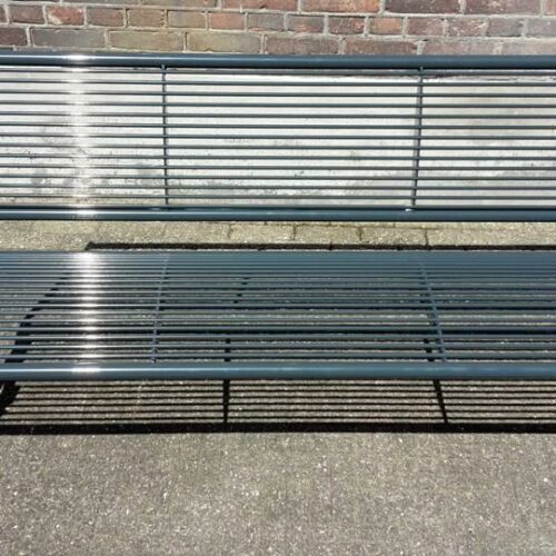 Parkbank Tauri Color 20 Parkbank Tauri, absoluut een prijs-pakker met een fraai design onder het straatmeubilair