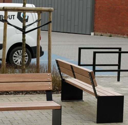 Parkbank Torino met rugleuning.