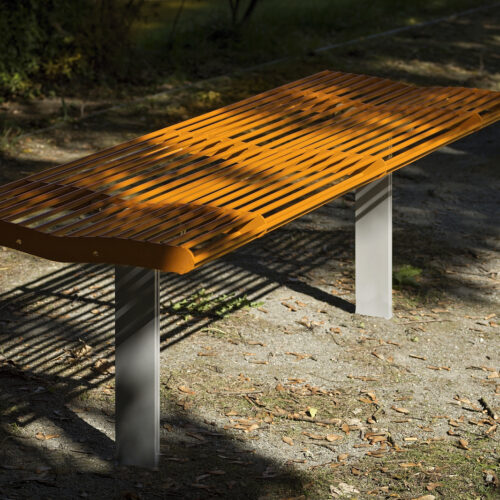Parkbank Babia 18 Parkbank Babia zonder rugleuning en ook deze is in een afwijkende ral kleur uitgevoerd