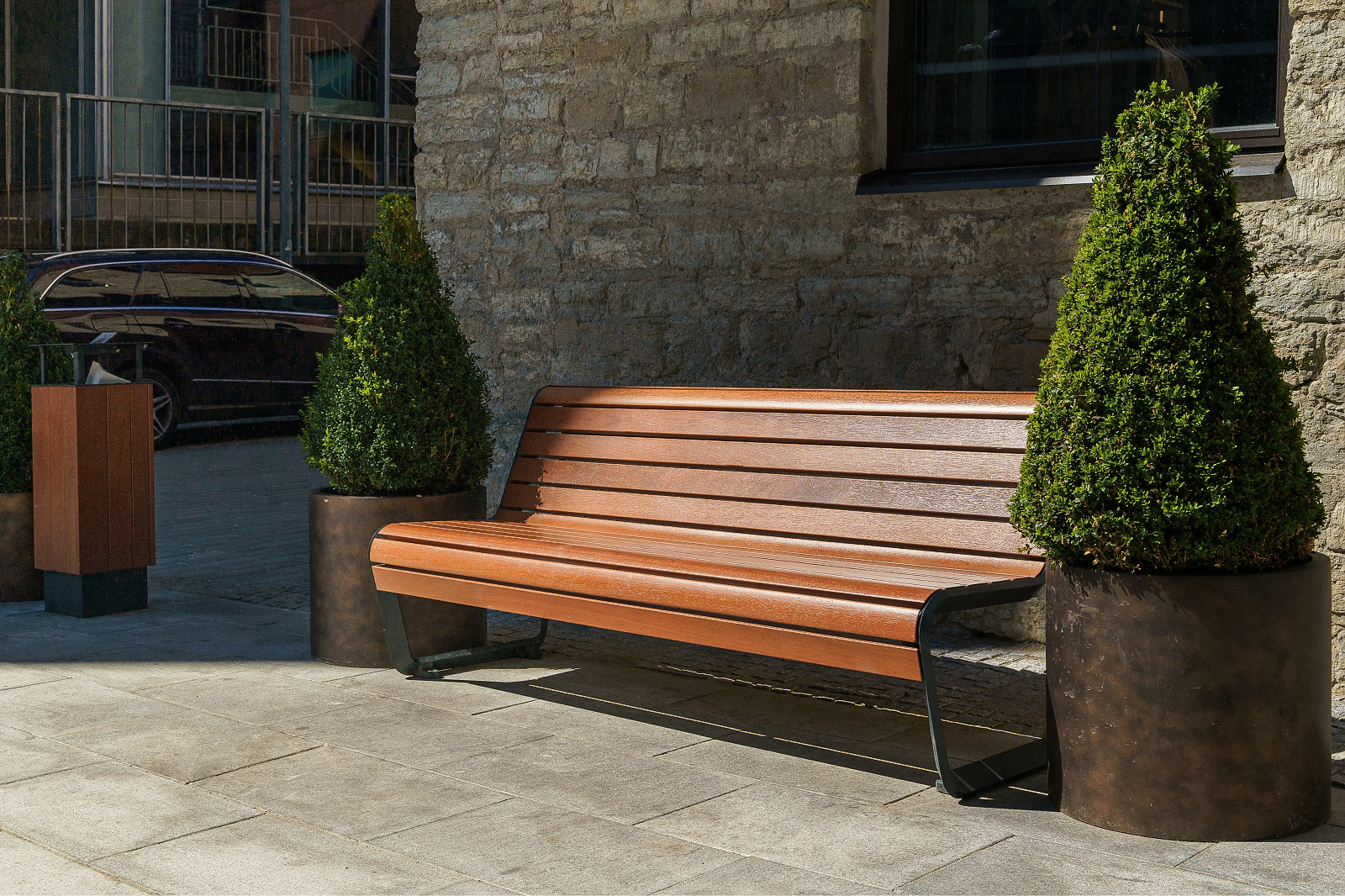 Design parkbank Borola 14 ilair op zijn mooist