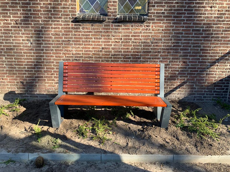 Parkbank Vera 5 Onze parkbank model Vera in Kaatsheuvel