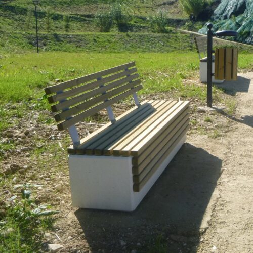 Parkbank model Litho 9 Duurzaam, degelijk en ook nog eens fraai om te zien. Parkbank Litho, met rugleuning
