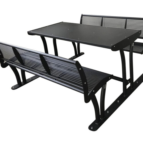 Picknicktafel Tauri, net ven anders en al;s het ook mooi en elegant mag zijn. Afgebeeld in diepzwart ral 9005.