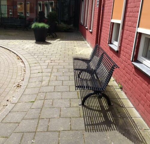 Parkbank Rest recht 23 Parkbank Rest Prachig Italiaans design voor een zeer scherpe prijs.