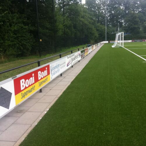 Reclame-ophangsysteem Pro 58 Onderhoudsvrij reclame ophangsysteem. Snel borden wisselen.