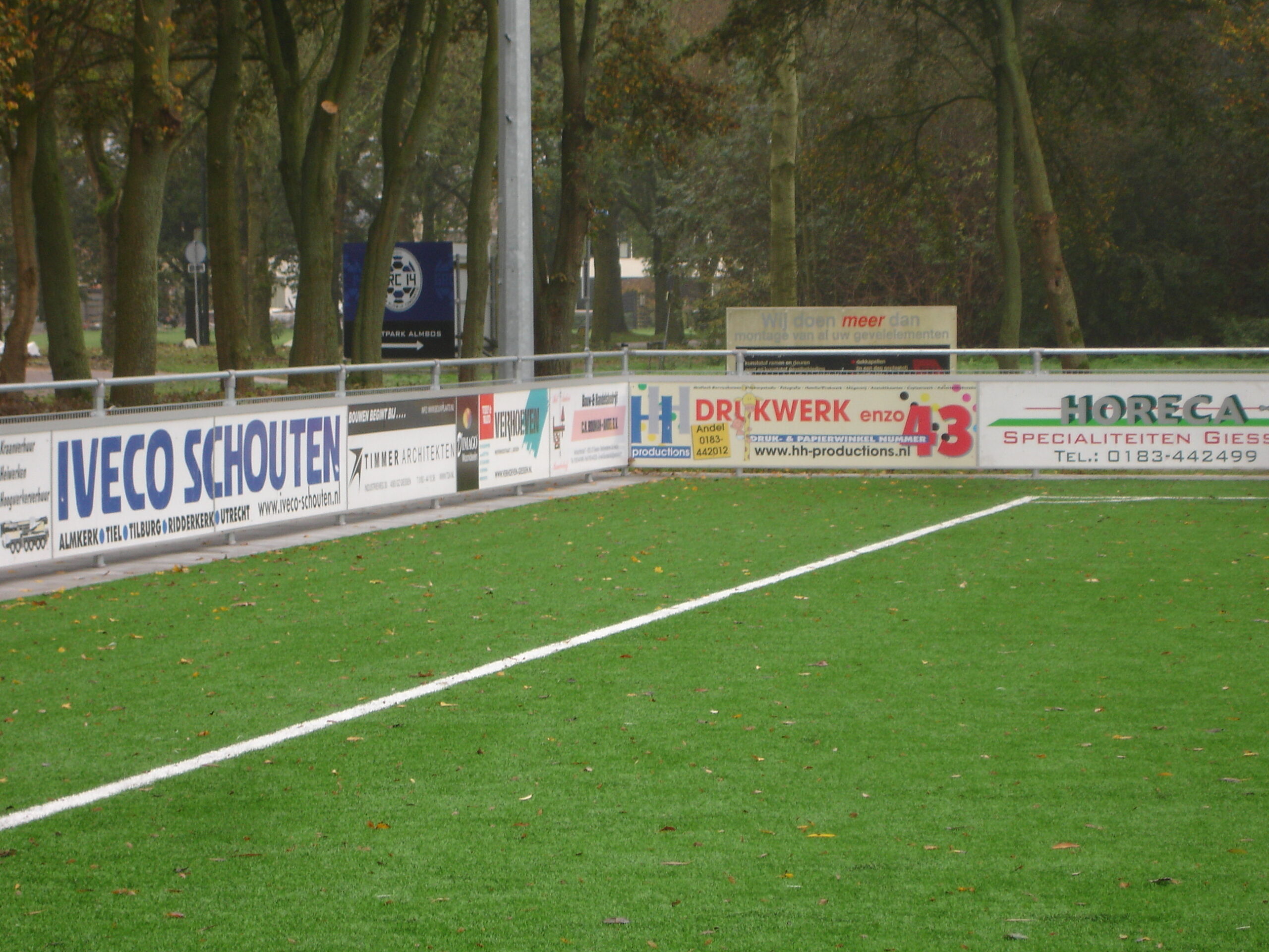 Reclame-ophangsysteem Pro 18 Eenvoudige montage. Reclamerails PRO