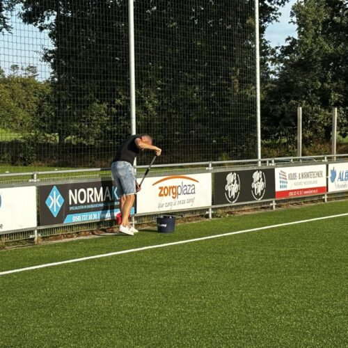 Reclame-ophangsysteem Pro 102 Reclamebordprofielen bij ONR (Roden)