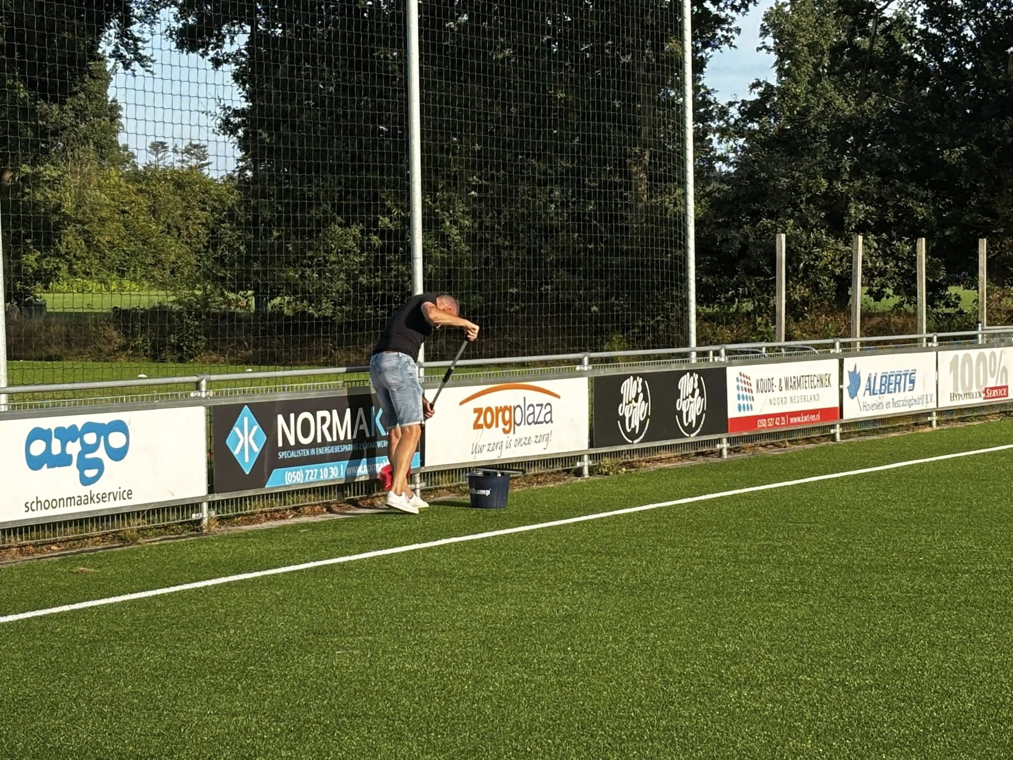 Reclame-ophangsysteem Pro 50 Reclamebordprofielen bij ONR (Roden)