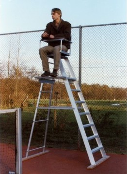Scheidsrechterstoel Combi 1 Aluminium scheidsrechterstoel, dus zowel voor de tennis als voor volleybal geschikt