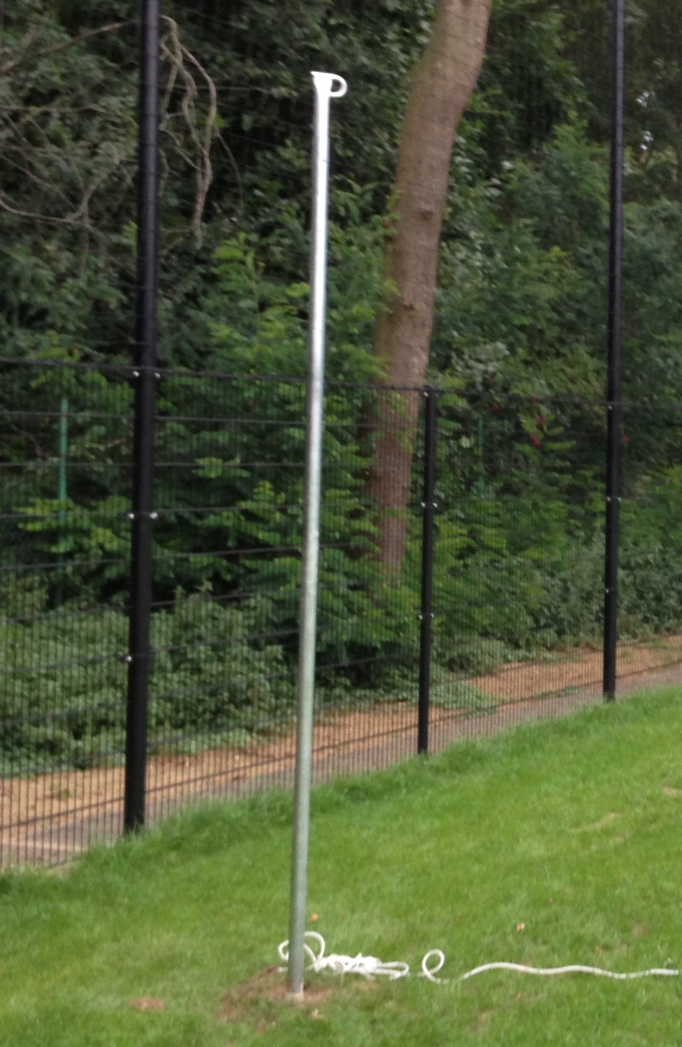 Set van 4 spanpalen 2 Deze spanpalen zijn zeer eenvoudig zelf te plaatsen.