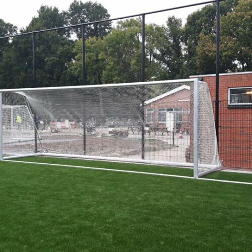 Voetbaldoel VD90 29 Verplaatsbaar voetbaldoel met antivandaal doelnetten.