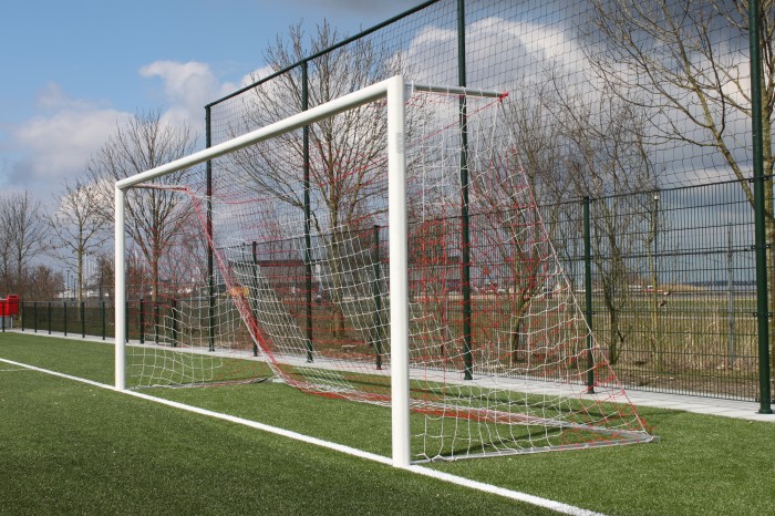 Voetbaldoel VD110 PRO 1 Voetbaldoel. Vaststaand wedstrijd voetbaldoelen model VD110 PRO. Deze voetbaldoelen behoren tot het topsegment als het om kwaliteit gaat.