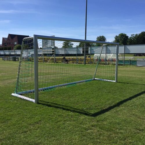 Pupillen voetbaldoel JVD180 32 Ook het G-team, Kids United van FC Groningen traint met onze JVD180 5 x 2m voetbaldoelen