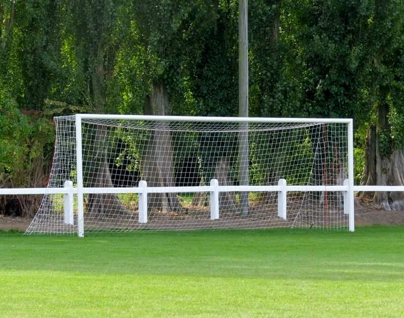 Voetbaldoel VD110 PRO 4 Voetbaldoel VD110 PRO. Het absolute topsgement vaststaande aluminium voetbaldoelen.