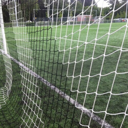 Doelnetten knooploos 7.5 x 2.5 x 0.9 x 1.5m 14 Zwart-wit, slechts 1 van de vele mogelijkheden van deze duurzame doelnetten.