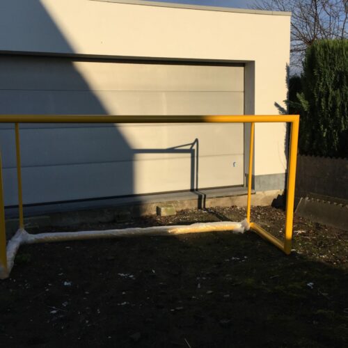 Voetbaldoeltjes model KD-PRO 19 Afgewerkt in een frisse gele poedercoating, zijn deze voetbaldoeltjes ook zeer geschikt voor strandvoetbal.