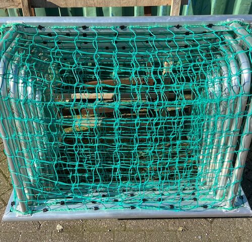 Lichte transportschade. Verder 100% in orde. Mini voetbaldoeltjes 1.2 x 0.8m uit het topsegment!. De ultieme duurzaamheid.