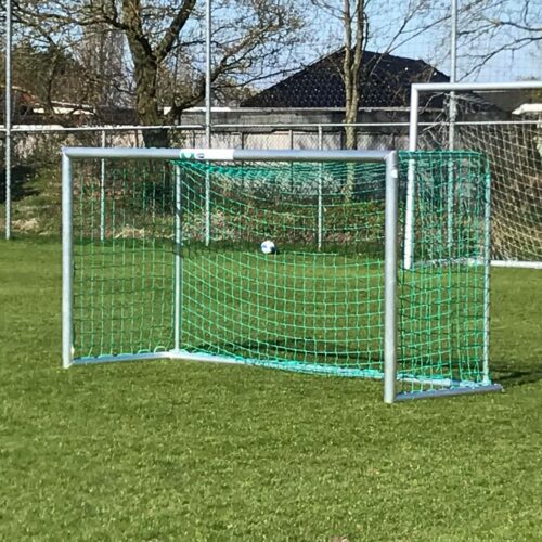 Voetbaldoeltjes model KD-PRO 18 Voetbaldoelen voor een bijzonder scherpe prijs. Voetbaldoel KD-Pro
