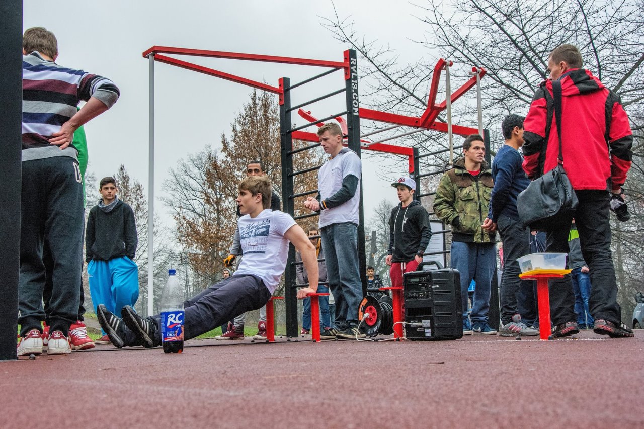 Calisthenics toestel Nippur S 42 Calisthenics toestel Nippur S - Afbeelding 42